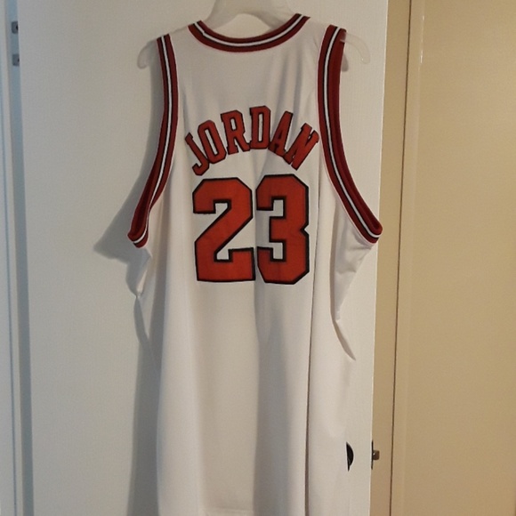 Mitchell & Ness Chicago Bulls Jordan Jersey - Picture 1 of 4